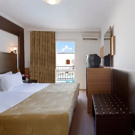 Akvaryum 3* Gümbet